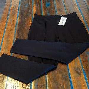 Kendall &Kylie pleated fitted pant